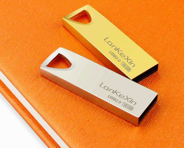 U盤激光刻字專用機(jī)器-創(chuàng)業(yè)板激光打標(biāo)機(jī)（激光刻字機(jī)）  第3張